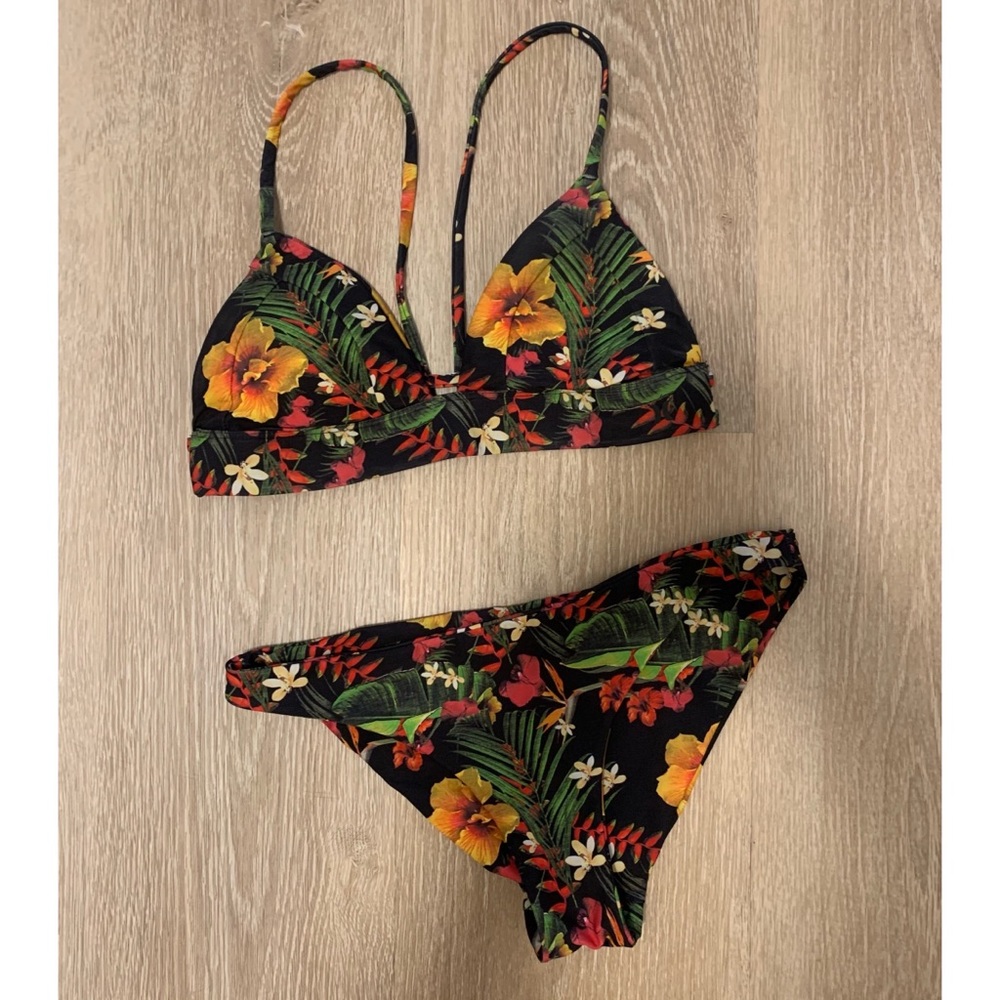Hurley Bikini Swimsuit 👙